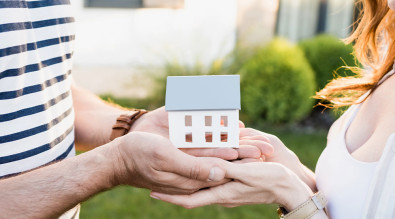 Byty / domy / pozemky / lesy / priestory