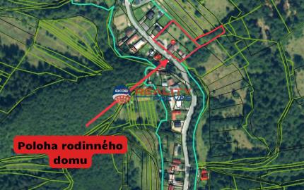 Vidiecky rodinný dom  s množstvom prístreškov a budov  na veľkom pozemku  v prírodnom prostredí Lazov