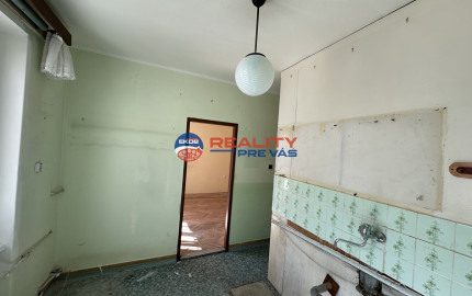 2 izbový byt v novo zrekonštruovanej bytovke SNP  Tr. Teplice - Rezervované