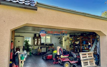 Nádherný 6 izbový rodinný dom v horskom prostredí  - Zariečie  pri  Púchove