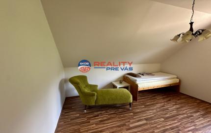 Nádherný 6 izbový rodinný dom v horskom prostredí  - Zariečie  pri  Púchove