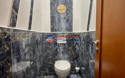 Nádherný 6 izbový rodinný dom v horskom prostredí  - Zariečie  pri  Púchove