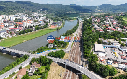 Predaj pozemku v priemyselnej časti mesta Púchov  / Nosice - stavebný pozemok