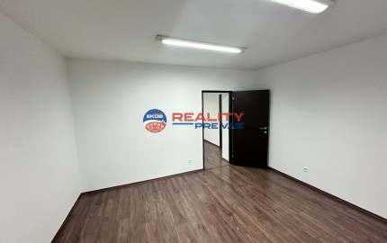 Dvojkancelária  v novostavbe rovno v centre mesta  Púchov  35 m2