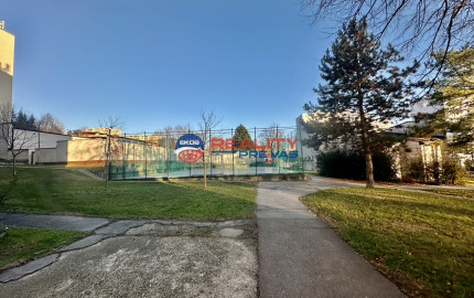 Predaj 2 izbový byt  - Trenčín  - Juh   - Západná    - Predané