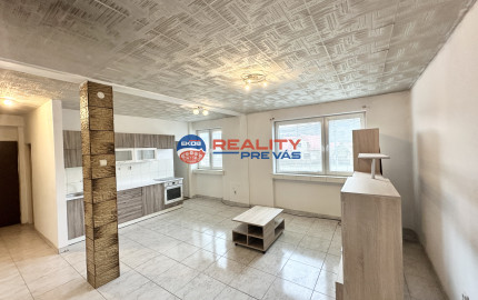 2. izbový byt  s vlastnou záhradkou /šopkou  a parkovacím priestorom pri bytovke   Dohňany  - Púchov