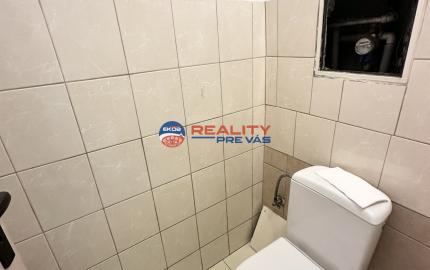 2. izbový byt  s vlastnou záhradkou /šopkou  a parkovacím priestorom pri bytovke   Dohňany  - Púchov