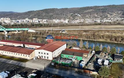 Obchodno - skladový priestor  s vlastným sociálnym zázemím   a parkovacími miestami v priemyselnom parku Nosice -  Púchov