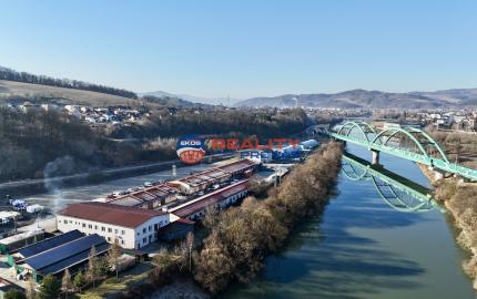 Obchodno - skladový priestor  s vlastným sociálnym zázemím   a parkovacími miestami v priemyselnom parku Nosice -  Púchov