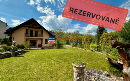 6‑Zimmer‑Einfamilienhaus (Bj 2015), 207 m²,    /Verkauft
