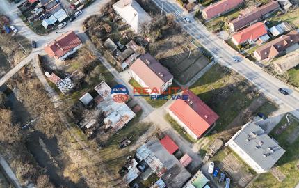 3-izbový byt s garážou a vlastným pozemkom  - Mestečko  - Púchov