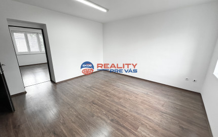Dvojkancelária  v novostavbe rovno v centre mesta  Púchov  35 m2