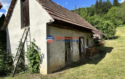 Reality Pre Vás  - máme pre vás skvelú ponuku  Pozemok s RD len kúsok od Púchova