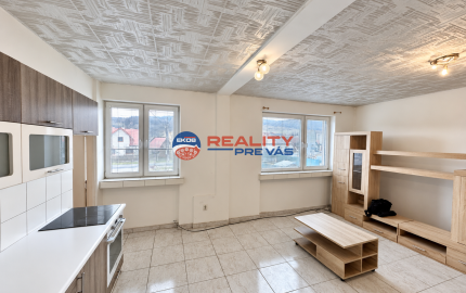 2 izbový byt s pozemkom  260m2  vlastnou záhradkou  a šopkou