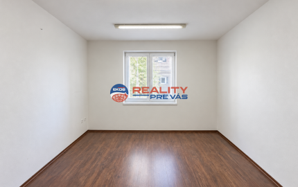 Reality Pre Vás  - Kancelársky priestor v centre  15 m2