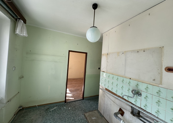 2 izbový byt v novo zrekonštruovanej bytovke SNP  Tr. Teplice - Rezervované