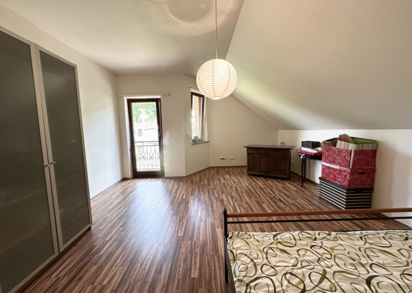 Nádherný 6 izbový rodinný dom v horskom prostredí  - Zariečie  pri  Púchove