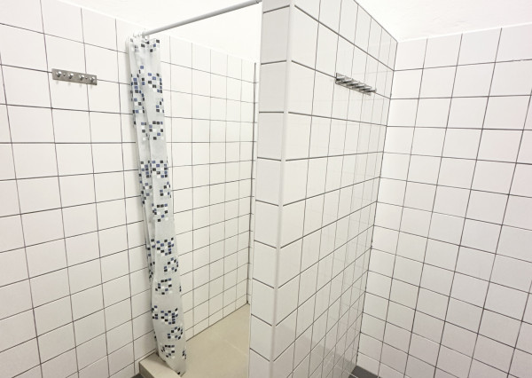 Obchodno - skladový priestor  s vlastným sociálnym zázemím   a parkovacími miestami v priemyselnom parku Nosice -  Púchov