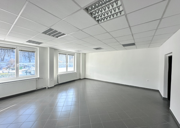 Prenájom kancelárskych priestorov  Púchov  - Nosice  firemné zázemie od 18m2 až po 54m2