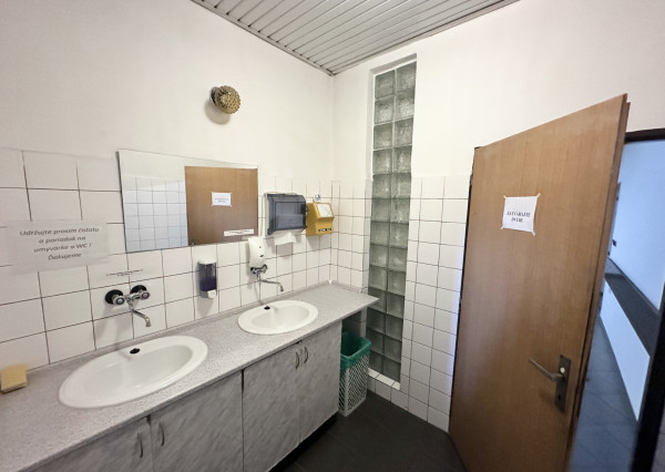 Prenájom kancelárskych priestorov  Púchov  - Nosice  firemné zázemie od 18m2 až po 54m2