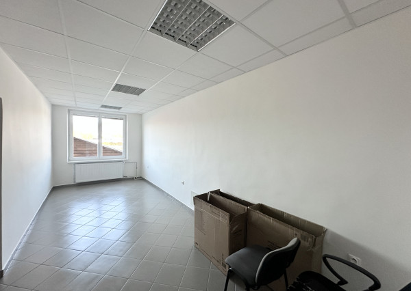 Prenájom kancelárskych priestorov  Púchov  - Nosice  firemné zázemie od 18m2 až po 54m2