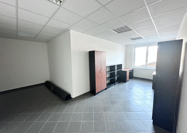 Prenájom kancelárskych priestorov  Púchov  - Nosice  firemné zázemie od 18m2 až po 54m2