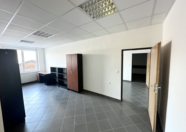 Prenájom kancelárskych priestorov  Púchov  - Nosice  firemné zázemie od 18m2 až po 54m2