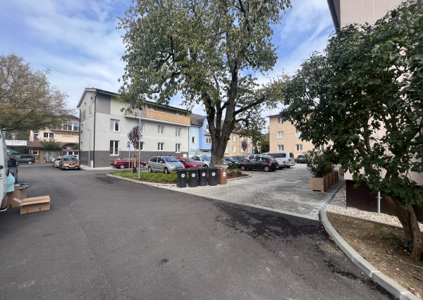 Kancelária v centre mesta  Púchov - Pasáž 20m2 na prenájom