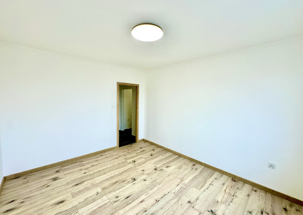 Predaj 2 izbový byt  - Trenčín  - Juh   - Západná    - Predané