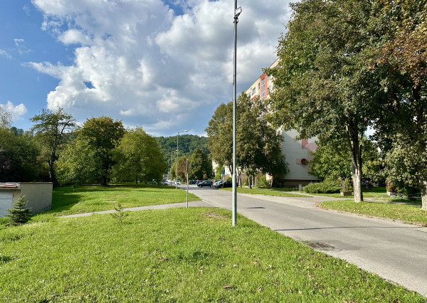 Garáž na prenájom  Ul. Gorazdova Púchov