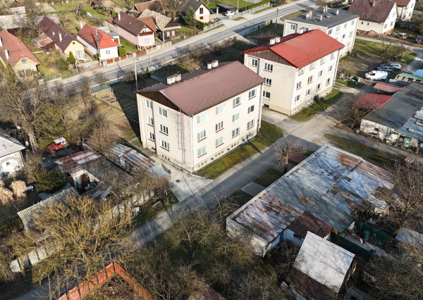 3-izbový byt s garážou a vlastným pozemkom  - Mestečko  - Púchov