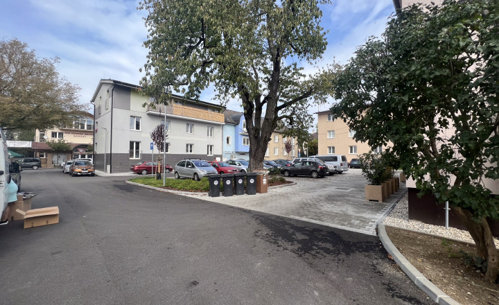 Kancelária v centre mesta  Púchov - Pasáž 20m2 na prenájom - fotografia 8