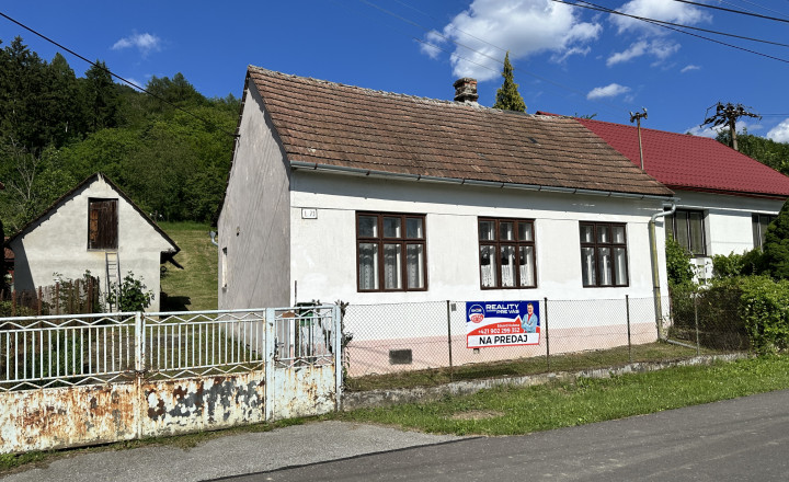Bývajte v súkromí veľkého pozemku   len 5 minút od Púchova! - fotografia 2