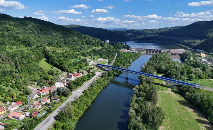 Bývajte v súkromí veľkého pozemku   len 5 minút od Púchova! - fotografia 12