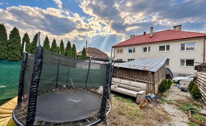 2 izbový byt s pozemkom  260m2  vlastnou záhradkou  a šopkou - fotografia 28