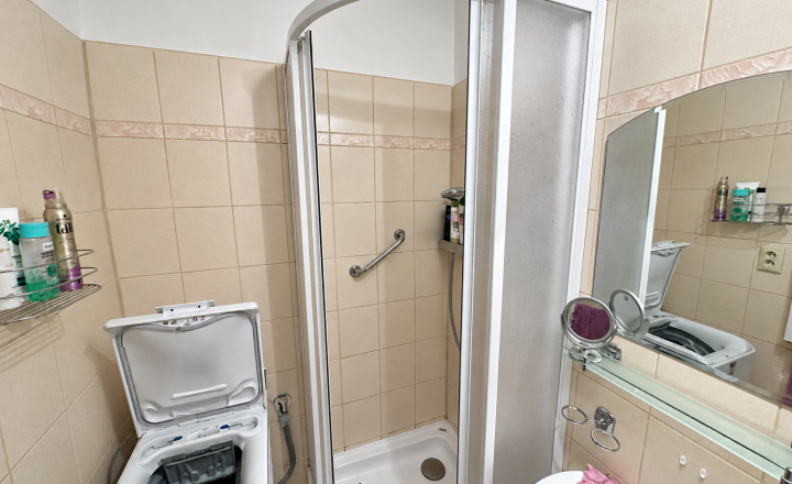3 izbový byt s  možnosťou vlastnej úpravy centrum Púchov - fotografia 15