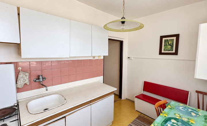 2 izbový byt s balkónom a garážou pod bytom  Borský Mikuláš - fotografia 6