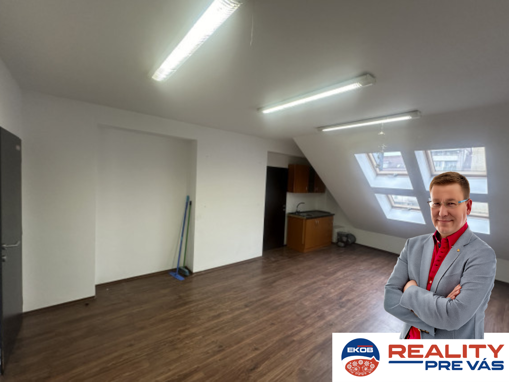 Kancelárske priestory  v absolútnom centre mesta Púchov     28 m2